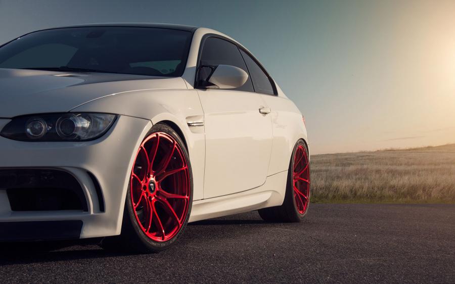  BMW M3 Coupe Aero by Vorsteiner 2016 года  (фото 3 из 5)